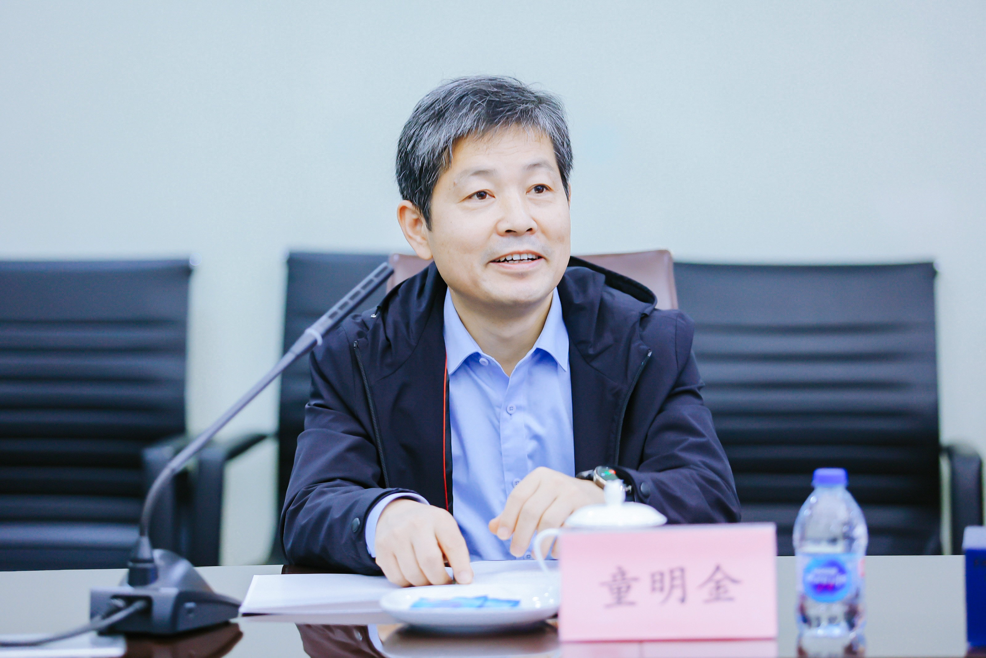 中國(guó)石化領(lǐng)導(dǎo)劉會(huì)友、張建闊一行蒞臨神開參觀考察(圖7)